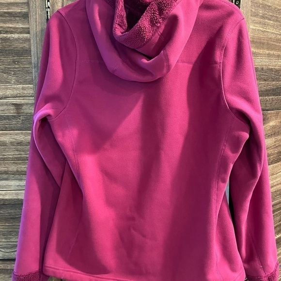 Women’s Marmot Hooded Fleece - Picture 8 of 8